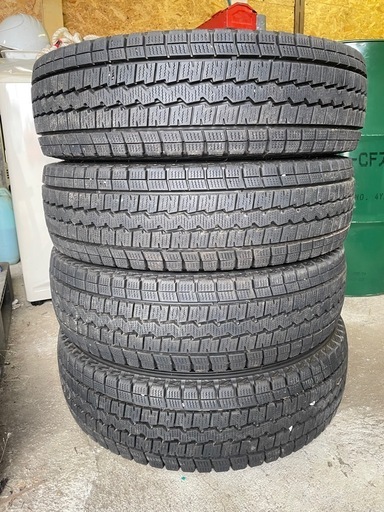 ダンロップウィンターMAX195/80R15 107/105L