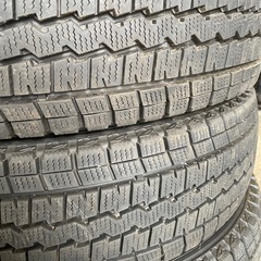 ダンロップウィンターMAX195/80R15 107/105Lの画像