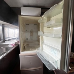 冷蔵庫（パナソニック　NR-C378M-P）の画像