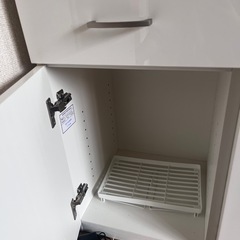 ニトリの食器棚の画像