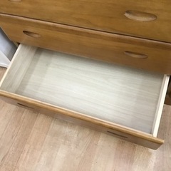 【トレファク神戸新長田店 買取/販売】取りに来られる方限定！4段ローチェストのご紹介ですの画像