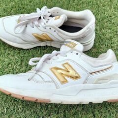 Sale!!!New balance 997h  24cmの画像