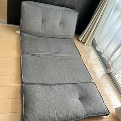 ローソファー　ベッドの画像