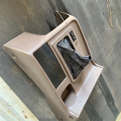ランクル80後期型シフトパネルの画像