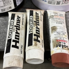 パテ２缶の画像