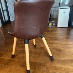 ダイニングチェアの画像