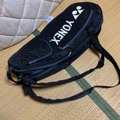 美品ヨネックス YONEX ラケットバッグの画像