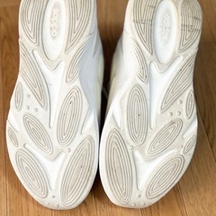 スニーカーの画像