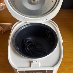 炊飯器の画像