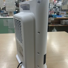 【7J13②
】山善 セラミックファンヒーターの画像