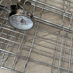 キャンプ、バーベキュー鉄鍋&料理温度計&網の画像