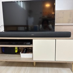 テレビボードの画像