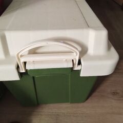 収納家具二つの画像