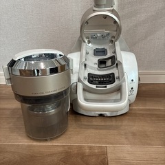 東芝　サイクロン掃除機　VC-SG514の画像