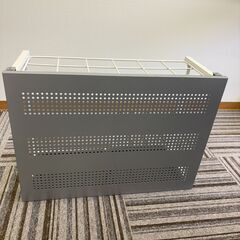 スチール製傘立ての画像