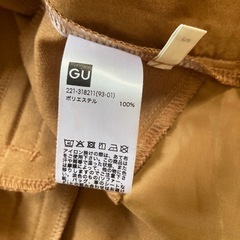 GU フレアパンツMとSの画像