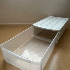 衣装ケースの画像