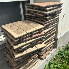 庭タイル　ジョイントデッキ
の画像