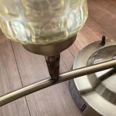 【電球4つ付】リビング  照明の画像