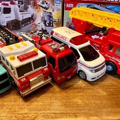 音が鳴る　消防車救急車セットの画像