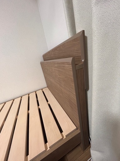 シモンズ ベットフレーム