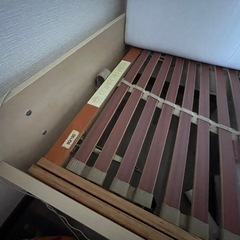 ベッドフレーム の画像