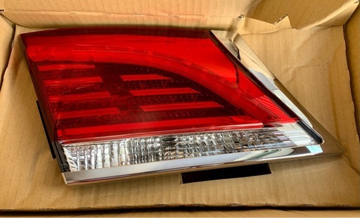 クラウン DBA-GRS210 左フィニッシャーランプ 81591-30521