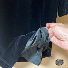 黒ベルベットワンピース　の画像