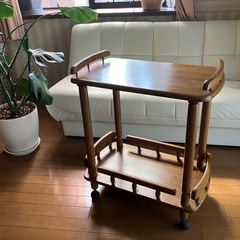木製ワゴン無料の画像