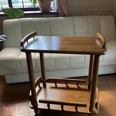 木製ワゴン無料の画像