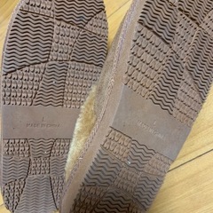 UGG、ムートン調パンプスなど3足の画像