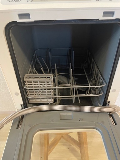 【美品】2024年製1-2人用食洗機　工事不要タンク式食洗機 ラクアmini Plus (ホワイト) 食器洗い乾燥機10/17.19.21.23引渡し限定