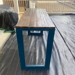 【カフェ風】ツーバイフォー材の手作り木製デスク　ナチュラル塗装で雰囲気◎の画像