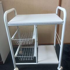 スチールワゴン　キャスター付きの画像