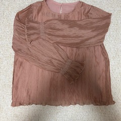 ピンク長袖の画像