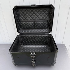 【美品】 バイク リアボックス　58リットル　の画像