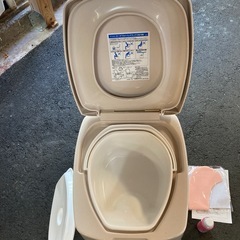 ポータブルトイレの画像
