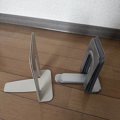 ブックスタンド　本立て　仕切りの画像