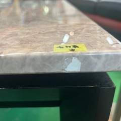 【7J13③】大理石テーブルの画像