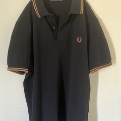 10/18まで 新古品FredPerryポロシャツの画像