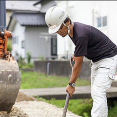 /土日休み/賞与年2回/建設作業員/個室寮 あり/有給/土曜出勤は手あり！土木現場作業スタッフ／月給30万円〜・即稼働OK！の画像