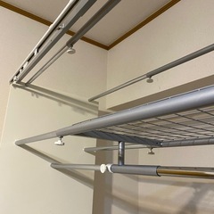 組み立て式ハンガーラック　伸縮可能の画像