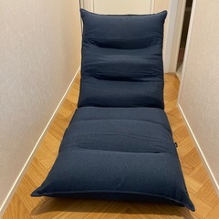 LOWYE 多段階調節座椅子の画像