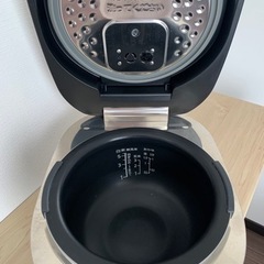 【お譲り先決まりました】炊飯器(5合炊き)の画像