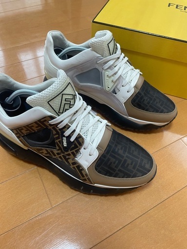本日のみ！FENDI Fancyスニーカー　26センチ　