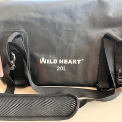防水　バック　カバン　ショルダー大きめの画像