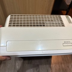 ハンガーラックとDysonの空気清浄機持って帰ってください！の画像