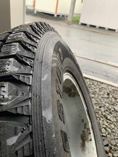 購入者決定
ランクル　BSスタッドレス 