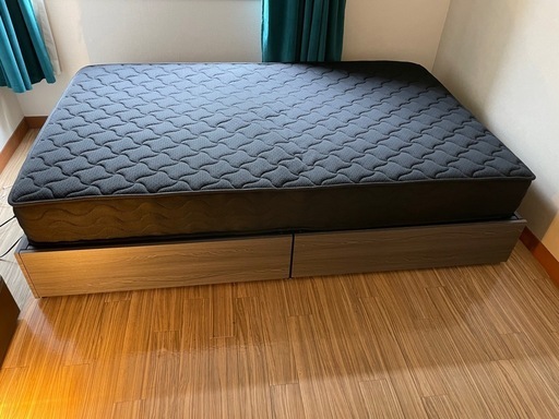 27日まで。値段交渉可、バラ売り可。セミダブルベッド　フレームとマットレス