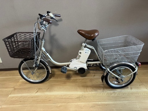 美品✨ パナソニック電動三輪自転車　バッテリー16.0Ah